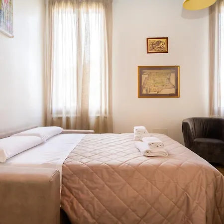 Apartment Ca Romite *